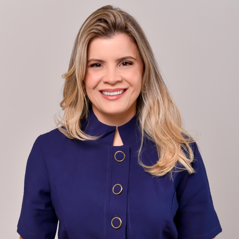 Dra. Isabela Bolognini • CRO/SP 19830 Dra. Isabela Bolognini • CRO/SP 19830